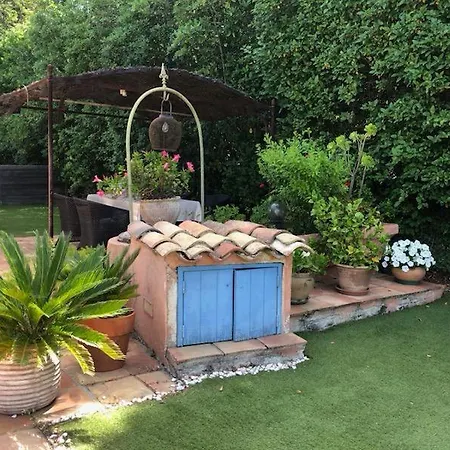 Petite Maison A L'entree De 度假居 *
