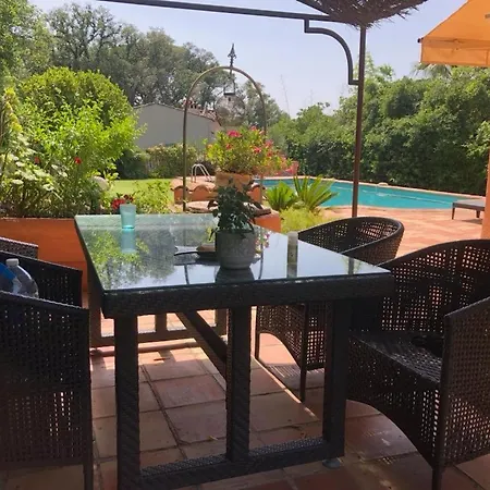 Petite Maison A L'entree De Casa de Férias